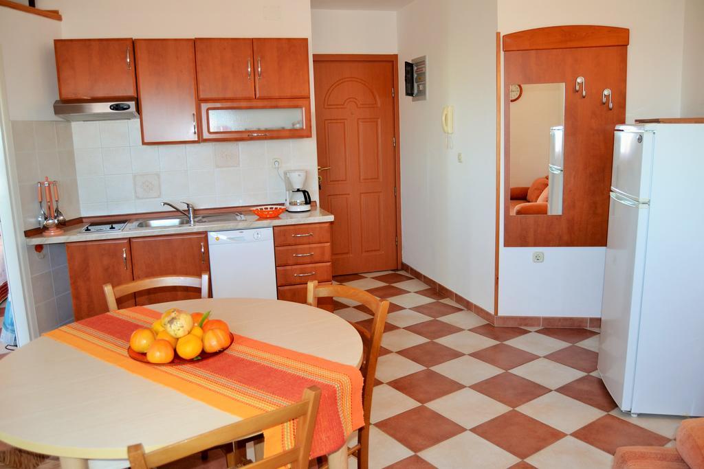 Apartments Green Village Premantura Chambre photo
